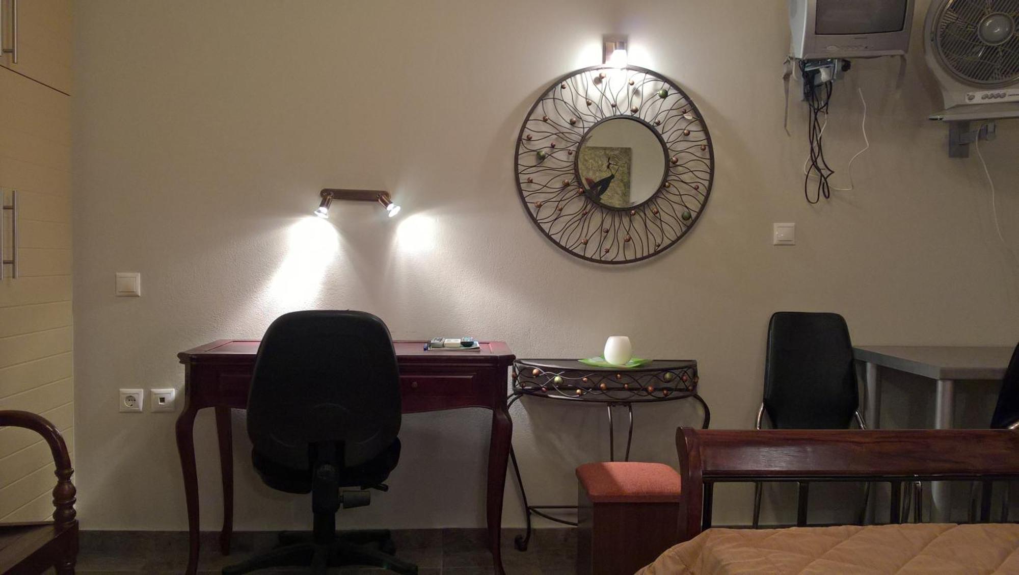 Antonia'S Apartments Yimnon Екстериор снимка